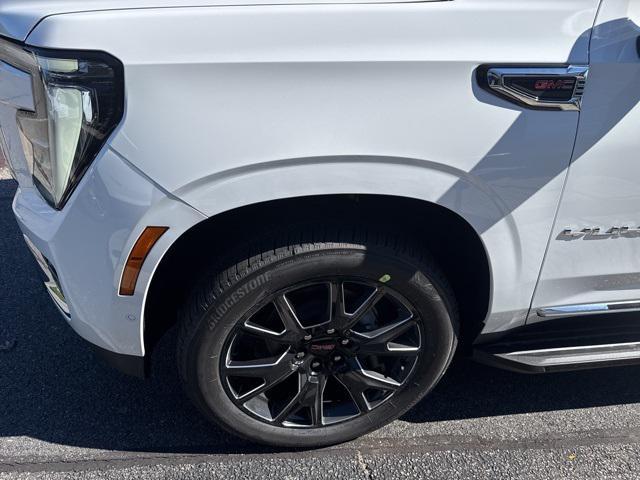 Photo of 2026 Summit White GMC Yukon