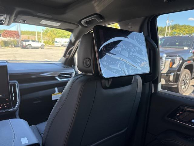 Photo of 2026 Summit White GMC Yukon