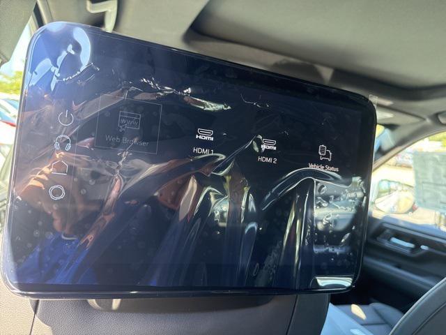 Photo of 2026 Summit White GMC Yukon