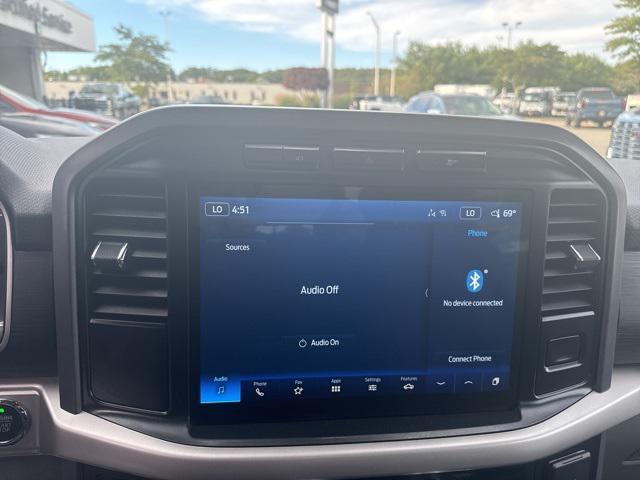 Photo of 2022 ANTIMATTER BLUE METALLIC Ford F-150