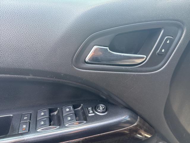 Photo of 2016 Cyber Gray Metallic GMC Canyon
