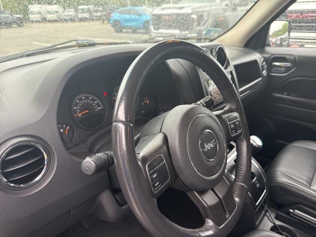 Photo of 2016 Black Clearcoat Jeep Patriot