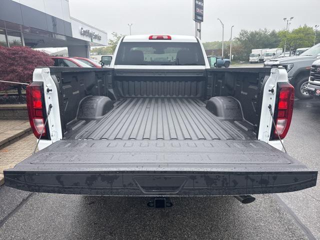 Photo of 2025 Summit White GMC Sierra 2500