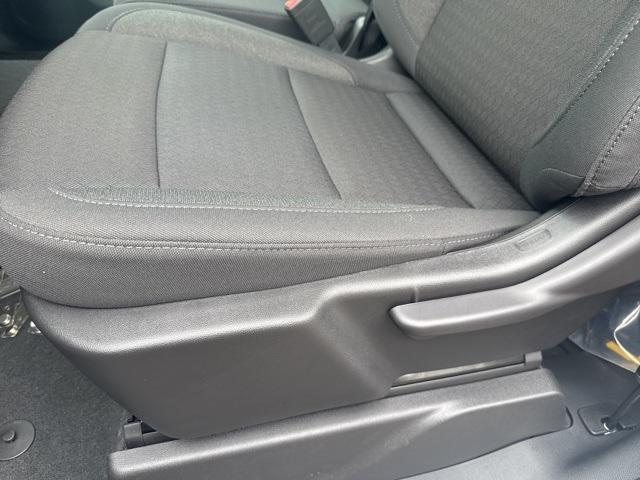 Photo of 2025 Summit White GMC Sierra 2500