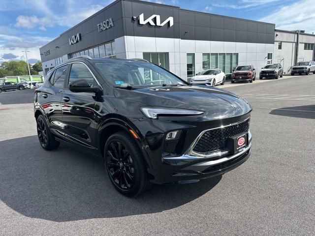 Photo of 2025 Ebony Twilight Metallic Buick Encore GX