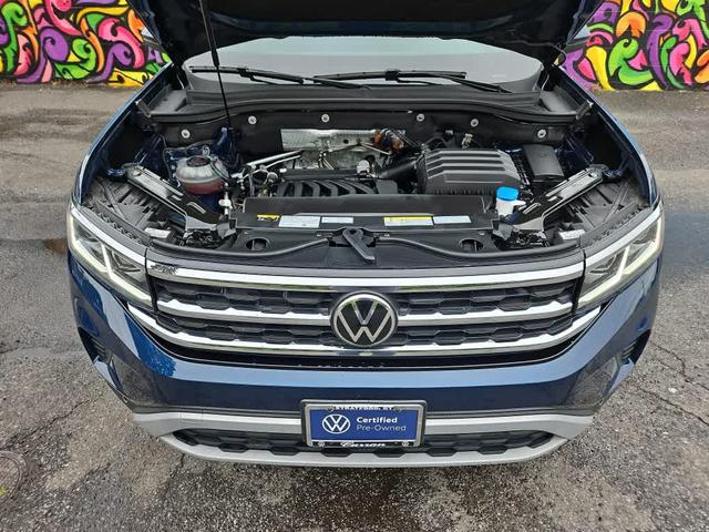 Photo of 2022 Tourmaline Blue Metallic Volkswagen Atlas