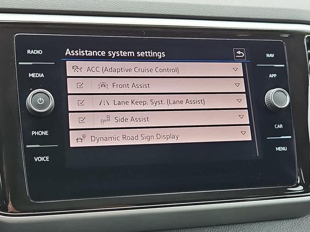 Photo of 2022 Tourmaline Blue Metallic Volkswagen Atlas
