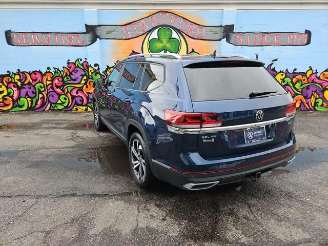 Photo of 2022 Tourmaline Blue Metallic Volkswagen Atlas