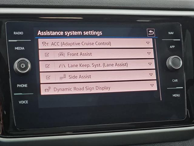 Photo of 2022 Deep Black Pearl Volkswagen Atlas