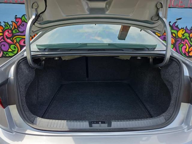 Photo of 2021 Pyrite Silver Metallic Volkswagen Jetta