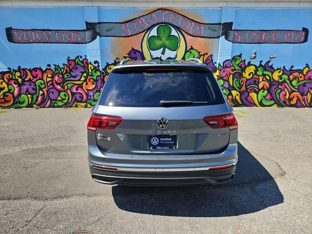 Photo of 2022 Platinum Gray Metallic Volkswagen Tiguan