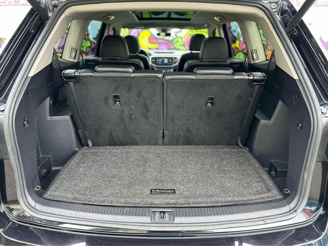 Photo of 2022 Deep Black Pearl Volkswagen Atlas