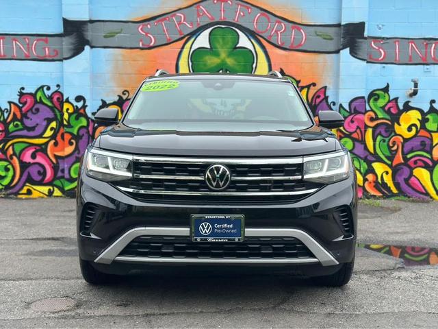Photo of 2022 Deep Black Pearl Volkswagen Atlas