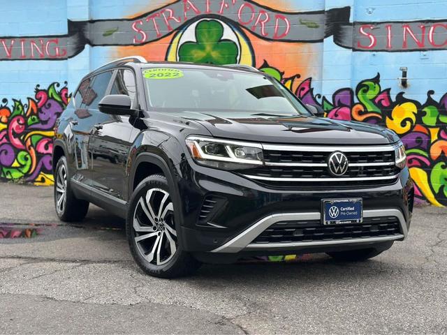 Photo of 2022 Deep Black Pearl Volkswagen Atlas