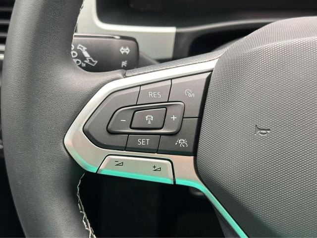 Photo of 2022 Deep Black Pearl Volkswagen Atlas