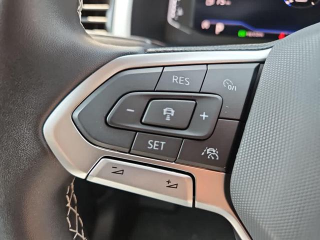 Photo of 2022 Deep Black Pearl Volkswagen Atlas