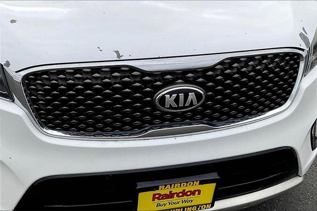 Photo of 2016 Snow White Pearl Kia Sorento