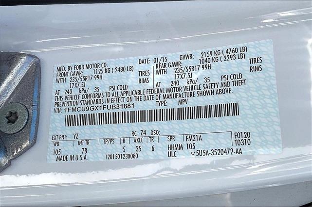 Photo of 2015 Oxford White Ford Escape