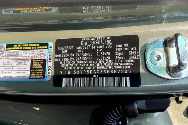 Photo of 2025 Jungle Green Kia Telluride