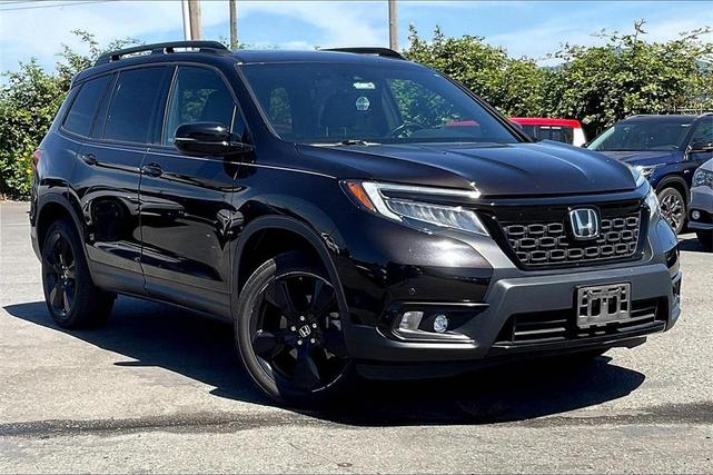 Photo of 2019 Black Copper Pearl Honda Passport