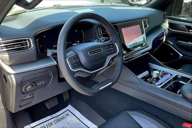 Photo of 2025 Bright White Clearcoat Jeep Wagoneer