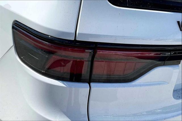 Photo of 2025 Bright White Clearcoat Jeep Wagoneer