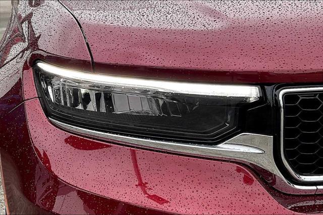 Photo of 2025 Velvet Red Pearlcoat Jeep Grand Cherokee L