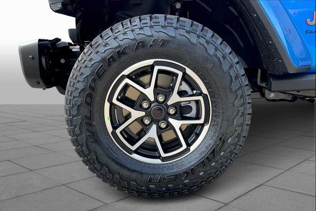 Photo of 2025 Blue Jeep Gladiator