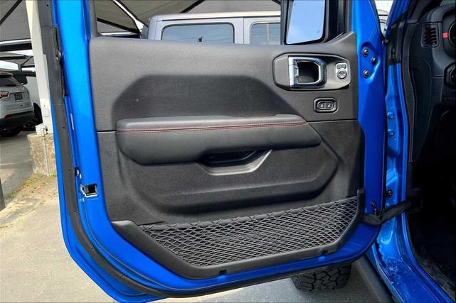 Photo of 2025 Blue Jeep Gladiator