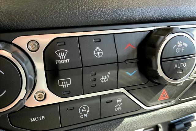 Photo of 2025 Green Jeep Wrangler