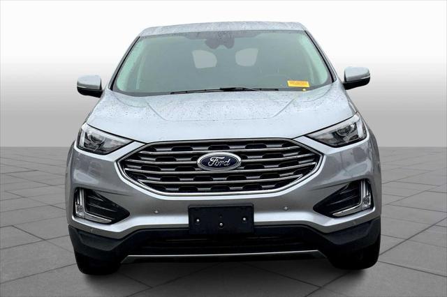 Photo of 2024 Iconic Silver Metallic Ford Edge