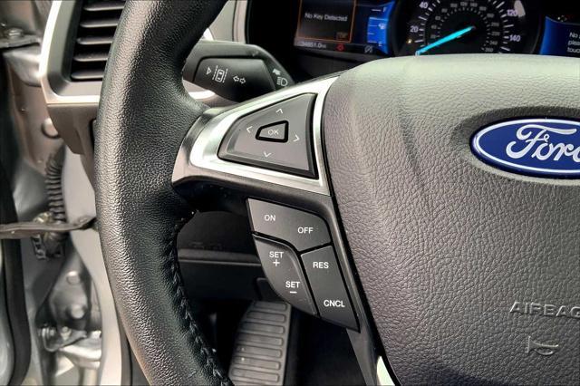 Photo of 2024 Iconic Silver Metallic Ford Edge