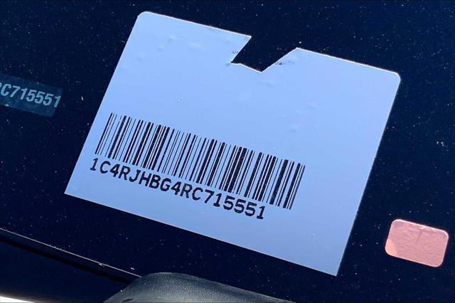 Photo of 2024 Bright White Clearcoat Jeep Grand Cherokee