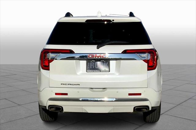 Photo of 2023 White Frost Tricoat GMC Acadia