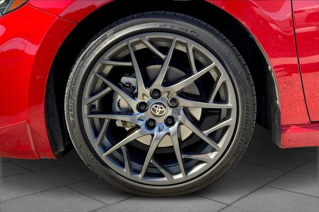 Photo of 2025 Supersonic Red/Midnight Black Metallic Toyota Camry