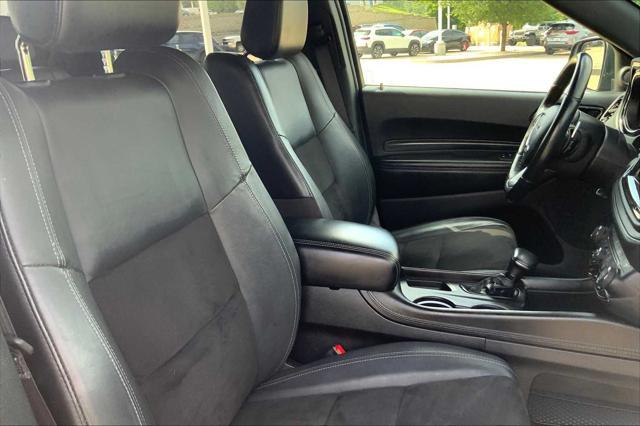Photo of 2022 Octane Red Pearlcoat Dodge Durango