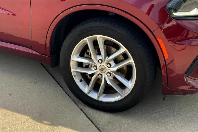 Photo of 2022 Octane Red Pearlcoat Dodge Durango