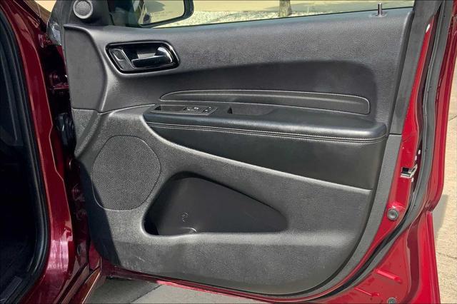 Photo of 2022 Octane Red Pearlcoat Dodge Durango