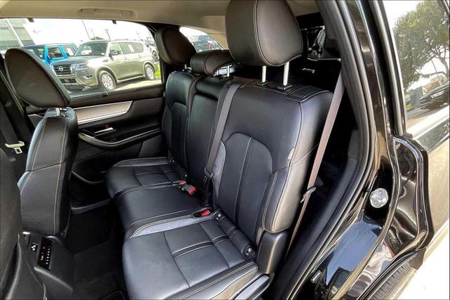 Photo of 2024 Jet Black Mica Mazda CX-90