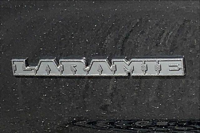 Photo of 2025 Diamond Black Crystal Pearlcoat RAM 1500