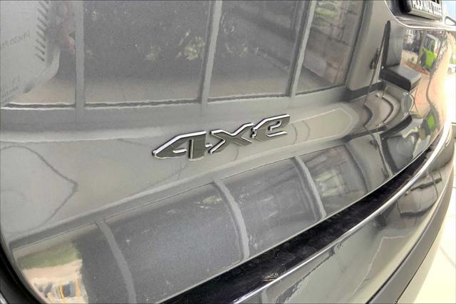 Photo of 2025 Baltic Gray Metallic Clearcoat Jeep Wagoneer S