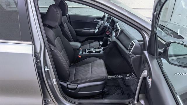 Photo of 2021 Steel Gray Kia Sportage