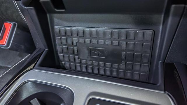 Photo of 2022 Rapid Red Metallic Tinted Clearcoat Ford Explorer
