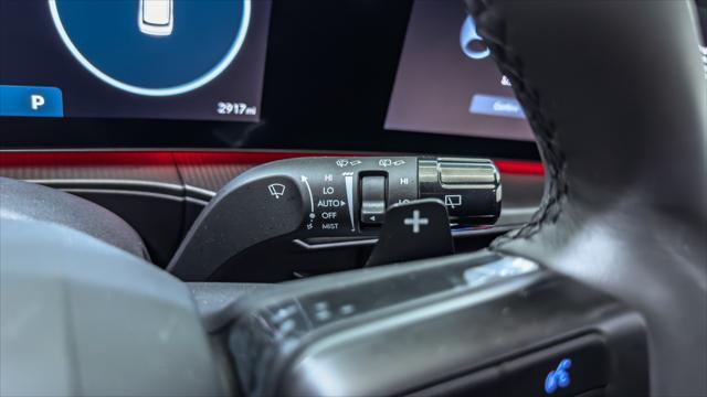 Photo of 2025 Phantom Black Hyundai SANTA FE