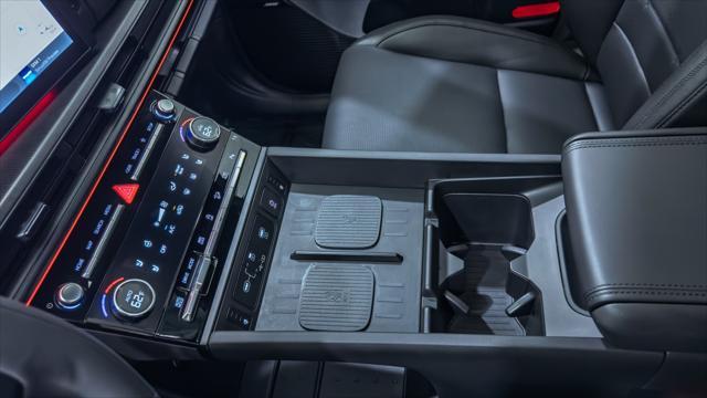 Photo of 2025 Phantom Black Hyundai SANTA FE