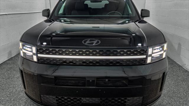 Photo of 2025 Phantom Black Hyundai SANTA FE
