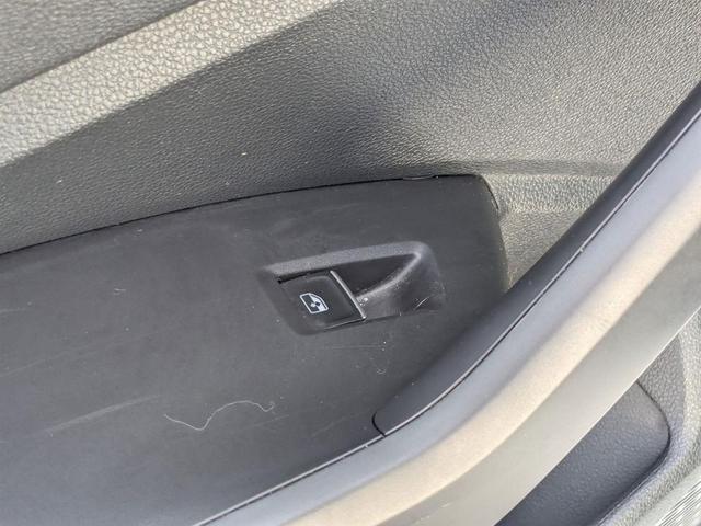 Photo of 2024 Pure White Volkswagen Jetta