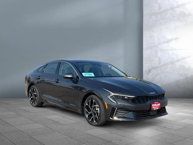 Photo of 2025 Gray Kia K5