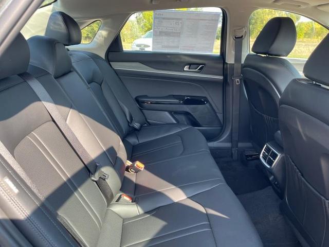 Photo of 2025 Gray Kia K5