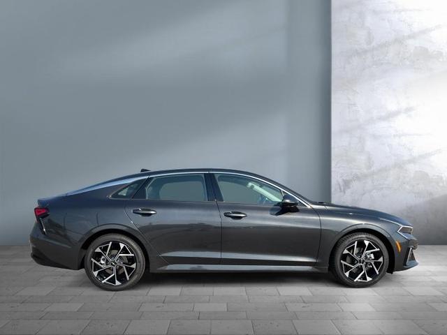 Photo of 2025 Gray Kia K5
